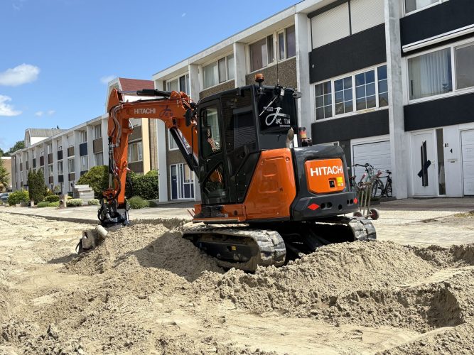 Mini-graafmachine Hitachi ZX65USB-6