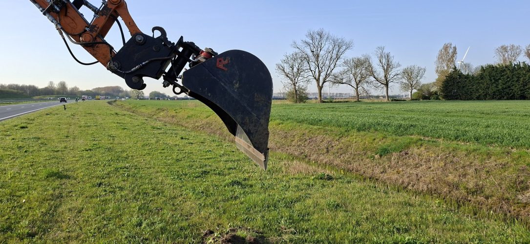 Pladdet mini-kantelbak