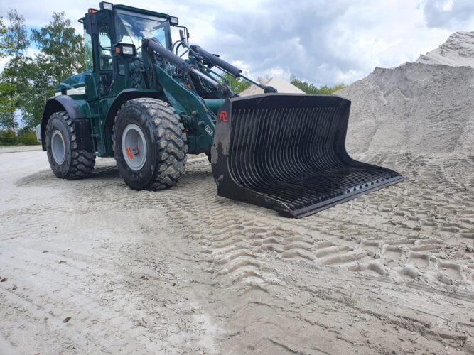 wheel loader rubble bucket