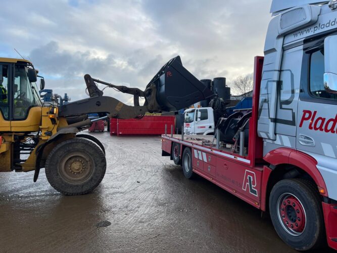 Wheel loader bucket