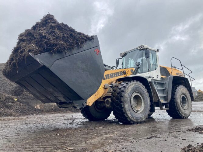 Wheel loader bucket