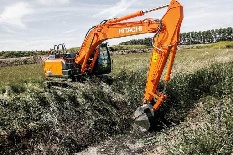 Hitachi ZX210LC-6