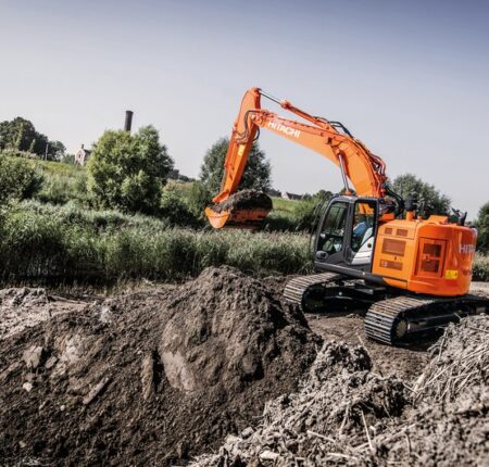 Hitachi ZX225USLC-6