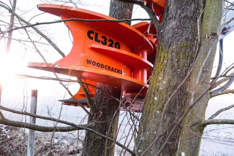 Westtech Woodcracker CL320