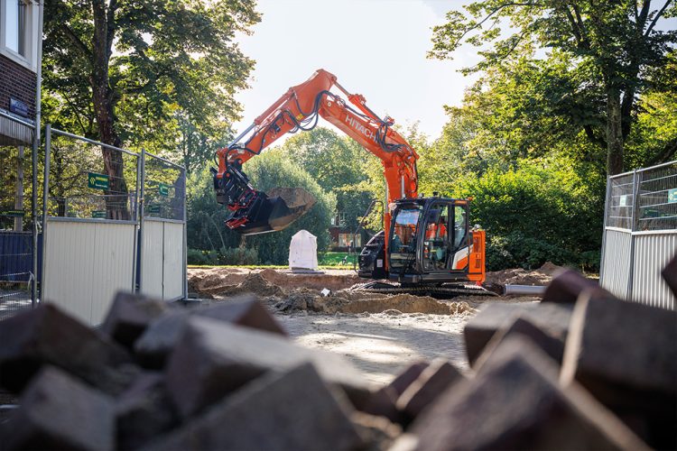 Graafmachine ZX135-7