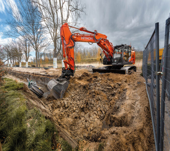 Informeer verraad Wrijven Hitachi ZX225USR-7 kopen? - Pladdet