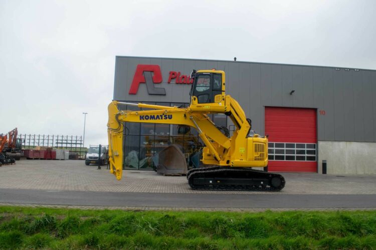 Pladdet Komatsu cabineverhoging image6