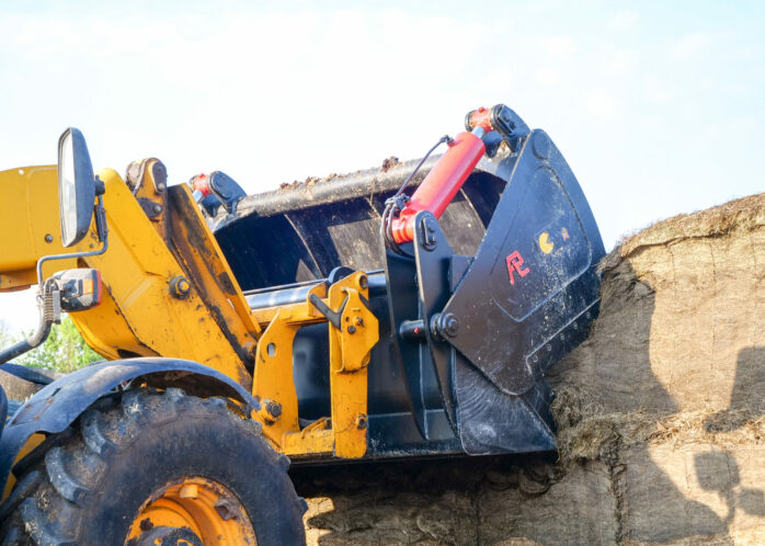 Silage cutter