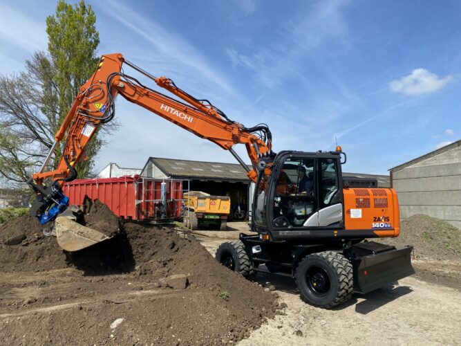 Hitachi ZX140W-6 2p Klant Naessens (3)