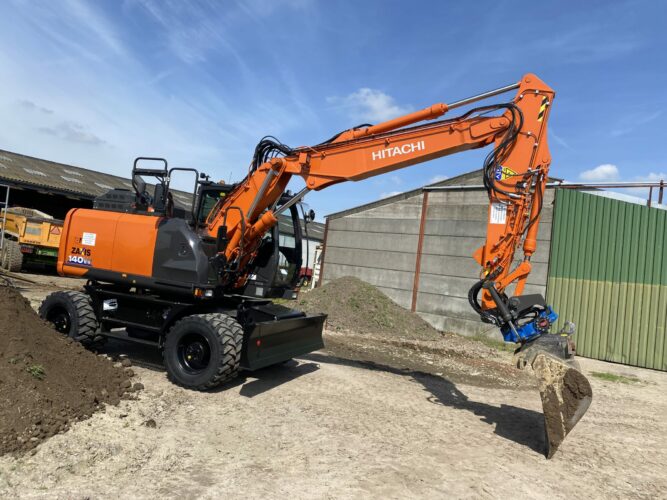 Hitachi ZX140W-6 2p Klant Naessens (2)