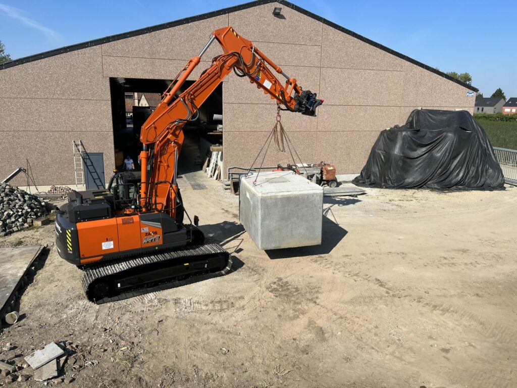 Hitachi ZX180LC 2P