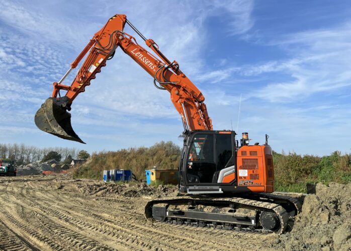 Pladdet Hitachi ZX225US-7 2P - image1