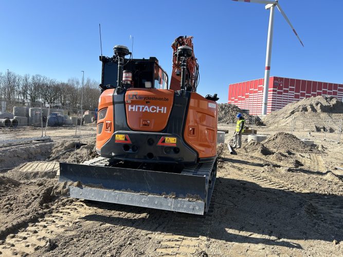 Rups graafmachine Hitachi ZX95US-7