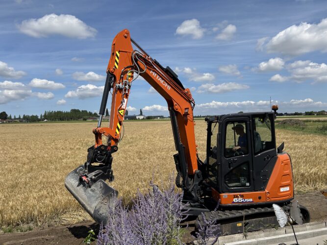 Graafmachine Hitachi ZX65 USB-6