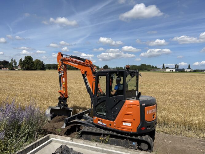 Graafmachine Hitachi ZX65 USB-6