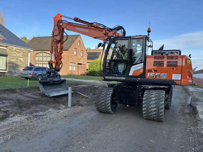 Hitachi ZX150W-7 mobiele graafmachine