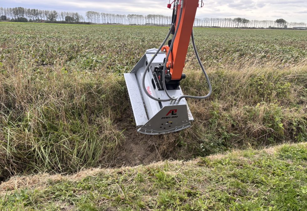 Pladdet klepelmaaier bosbouw apparatuur graafmachine