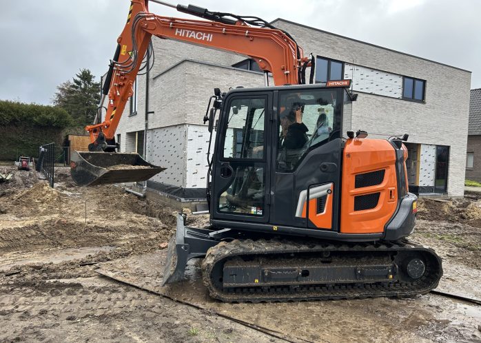 Hitachi ZX95 US-7 Pladdet