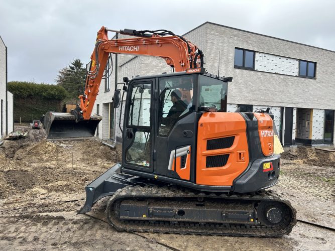 Hitachi ZX95US-7 Pladdet