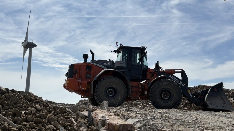 wiellader Hitachi ZX220-7